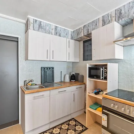 Ground-floor In Apartment *